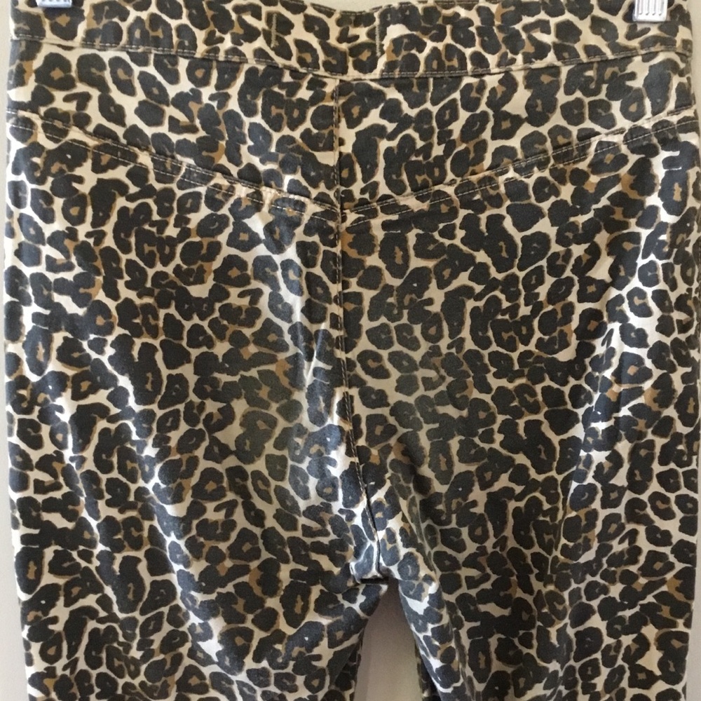 Free People We The Free High Rise Leopard Print Skinny Jeans - Picture 10 of 13